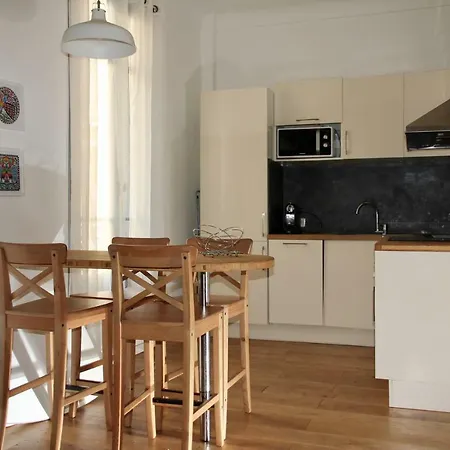 Cosy Buffa * Nice